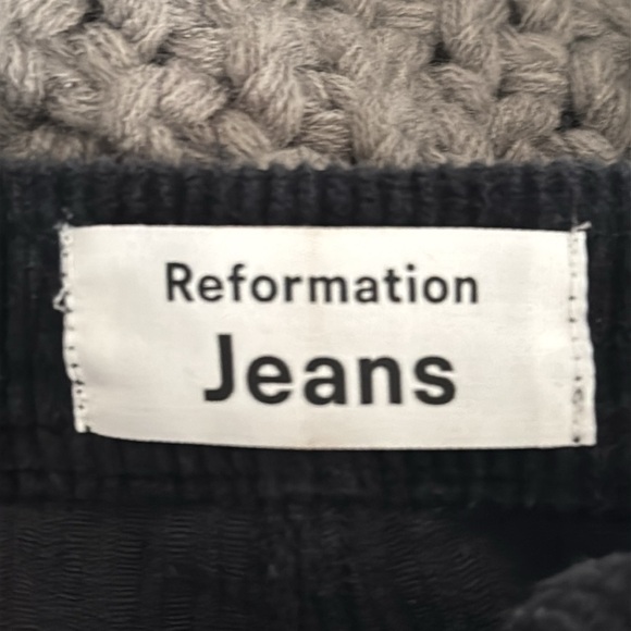 Reformation Cassidy Black Corduroy Overalls Square Neck Relaxed Fit Size 10 - Picture 10 of 11